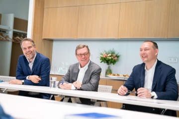 Pavel Nepala, Patrick Gallagher, Jiří Nepal