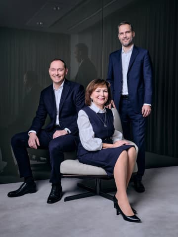 Zakladatelé RENOMIA GROUP (zleva) Jiří Nepala, Jiřina Nepalová a Pavel Nepala.