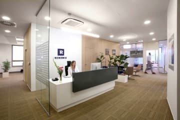 výroční logo RENOMIA