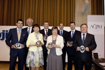 výroční logo RENOMIA